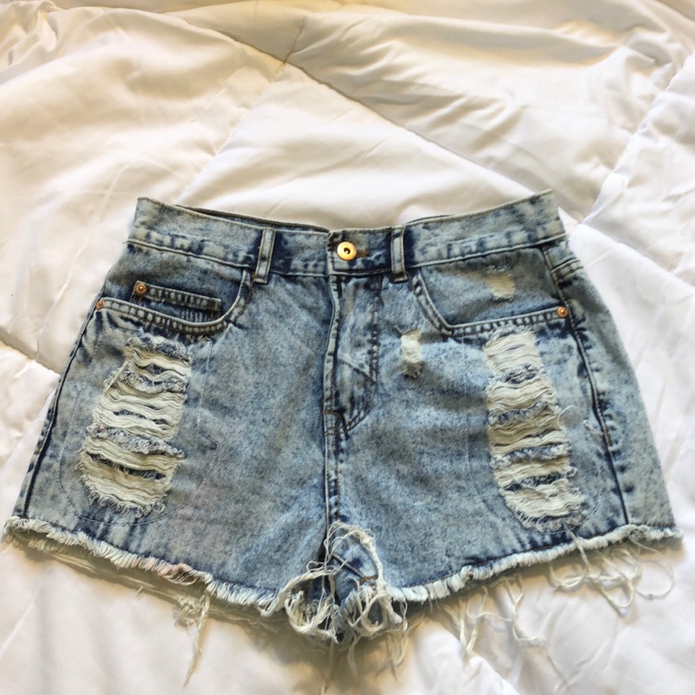 High waisted distressed denim shorts